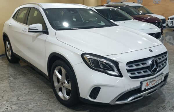 MERCEDES BENZ GLA 180 122CV